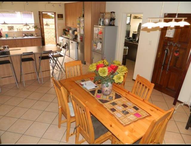 3 BEDROOM PROPERTY TO RENT IN BONAERO PARK